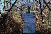 Nel Parco dei Colli anello dal Santuario di Sombreno alla Madonna della Castagna per Colle Roccolone e dei Roccoli il 30 dic. 2017 - FOTOGALLERY